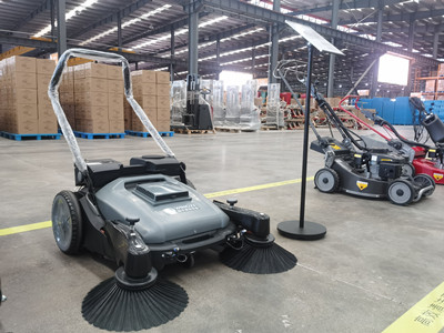 手推式掃地機(jī)不是什么垃圾都能清掃